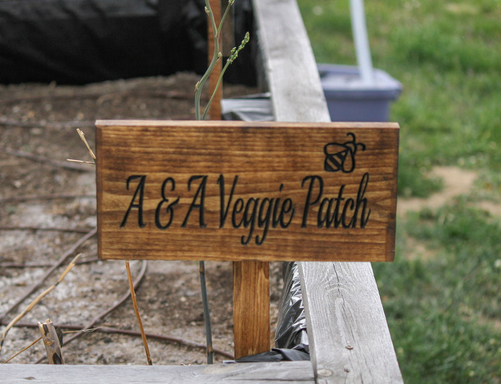 Wooden Garden Sign, Custom Garden Planter, Raised Garden Bed Decor, Personalized Outdoor Sign, Grandmas Garden Art, Custom Wood Planter Sign