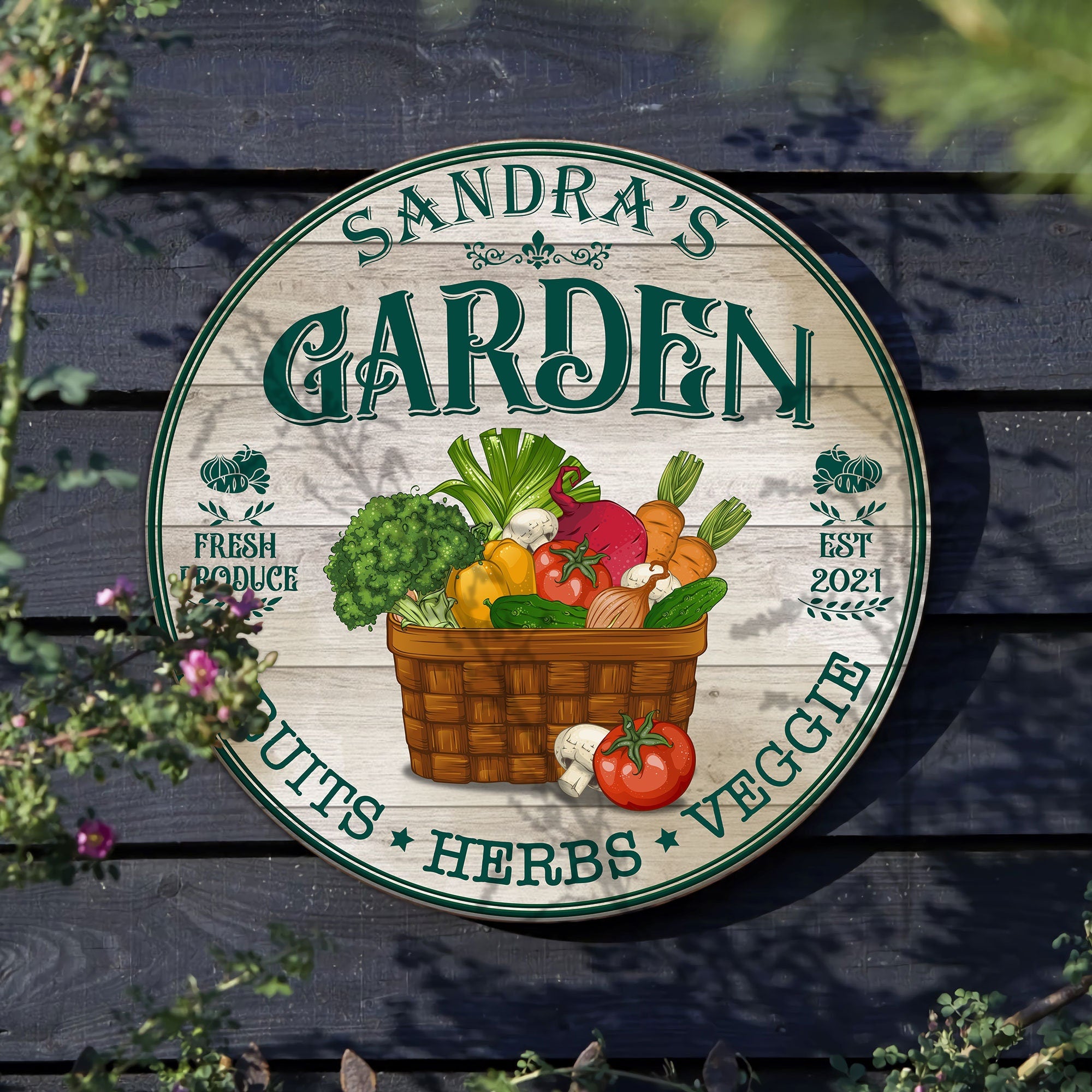 Personalized Garden Wood Sign , Garden Fresh Customized Wood Circle Sign, Custom Wood Sign Decors for Back Yard & Patio for Men Women