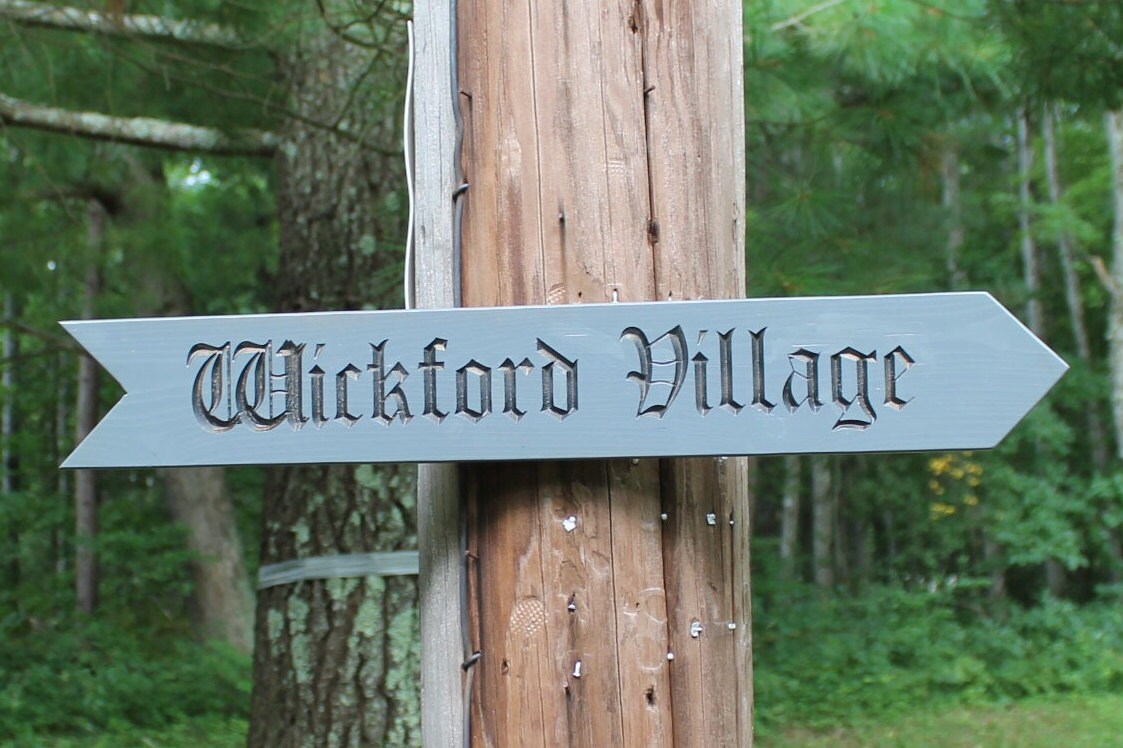 Secret Garden Directional Arrow Sign / Fictional Destination Fantasy Decor / Library Sign Book Lover / Carved Wooden Beach Trail Sign