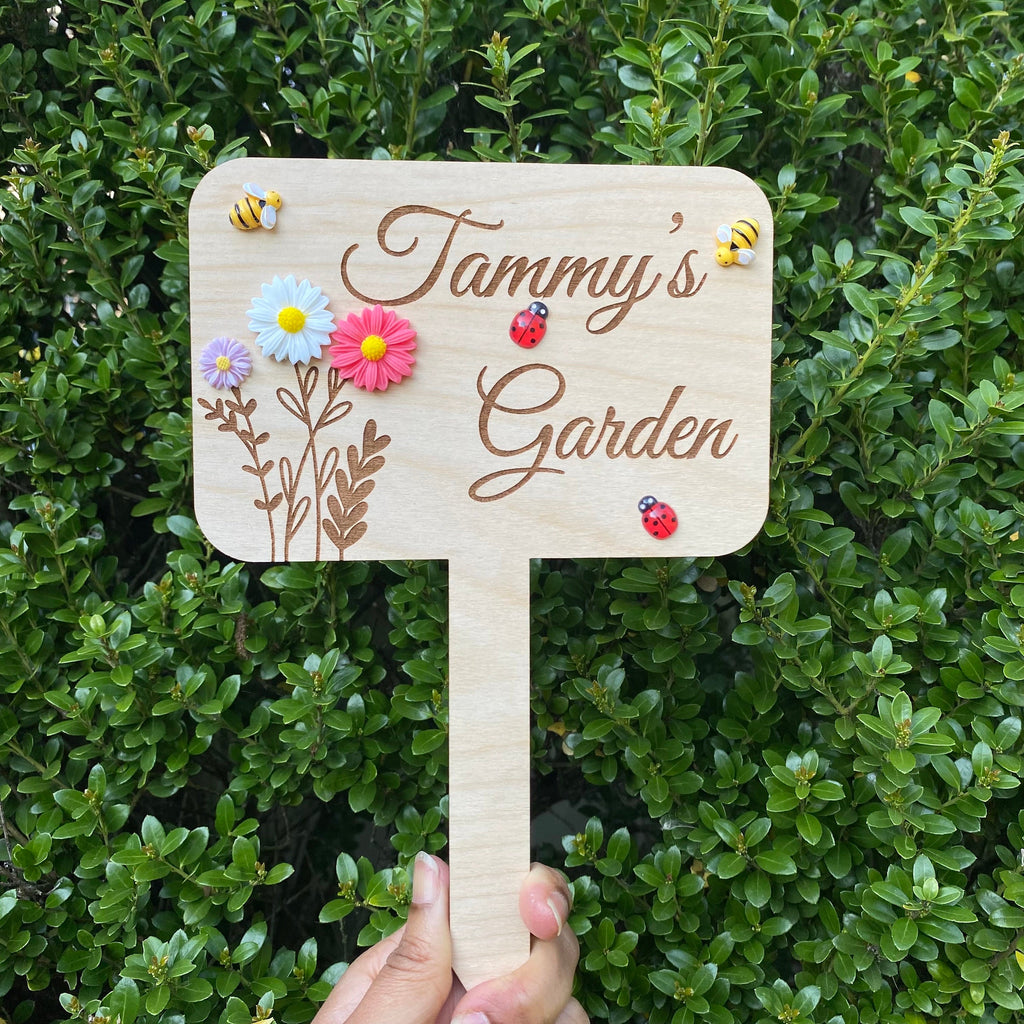 Personalized Garden Marker with Flowers Bees and Ladybugs, Custom Garden Stake, Children's Garden Sign, Garden Plaque, Mother's Day Gift