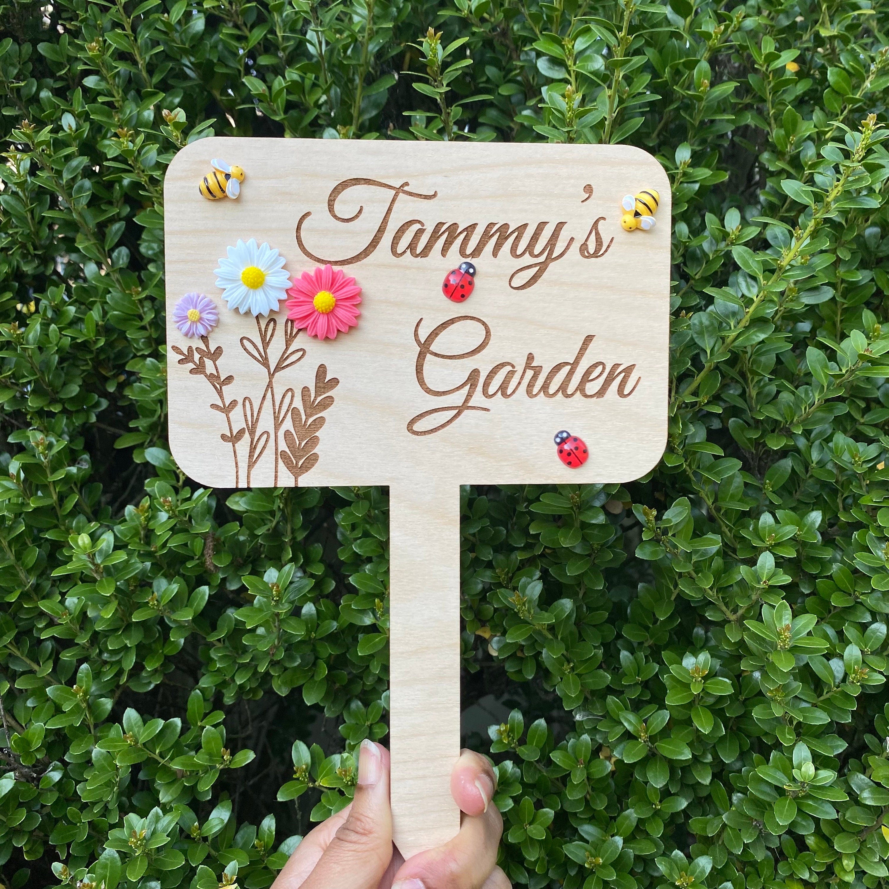 Personalized Garden Marker with Flowers Bees and Ladybugs, Custom Garden Stake, Children's Garden Sign, Garden Plaque, Mother's Day Gift