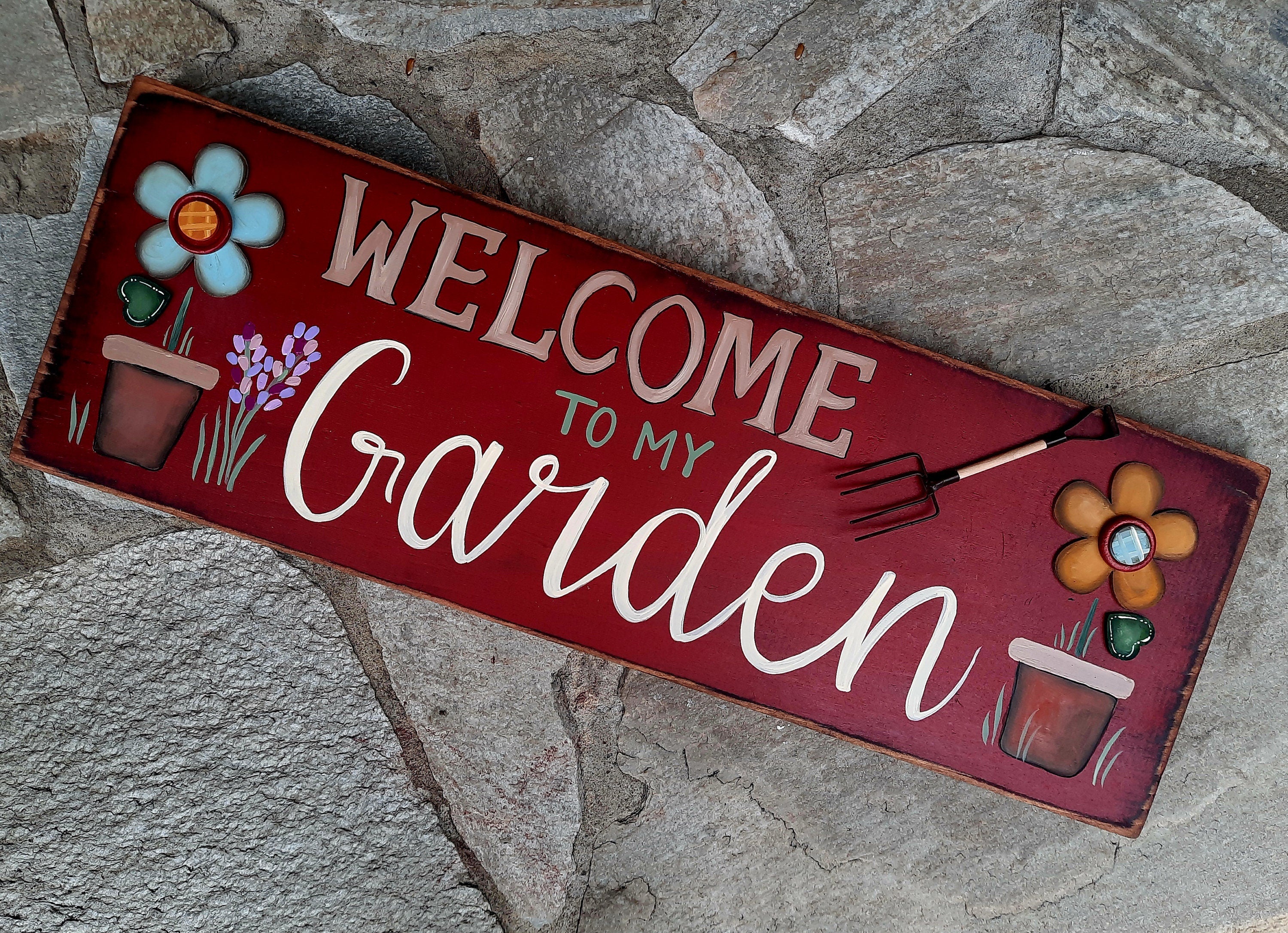 Wood Sign/Garden Theme/Made per Order not ready to ship