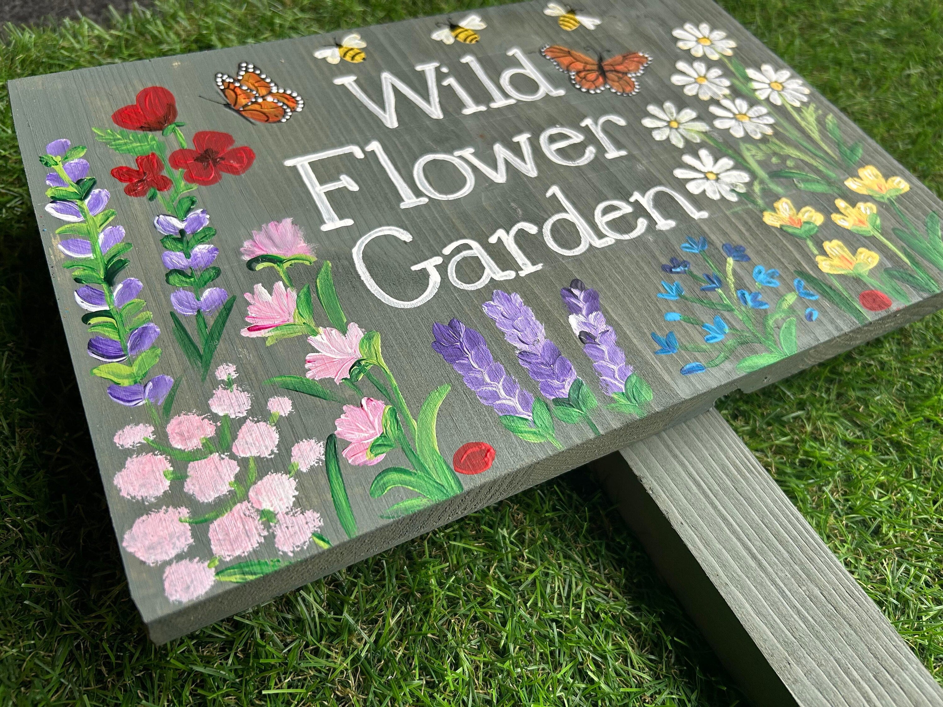 Personalised Wild Flowers Garden Plaque, Wooden Hand Painted Sign with Stake, 20cm x 30cm, Gardener Gift, Allotment Sign, Grandad Garden