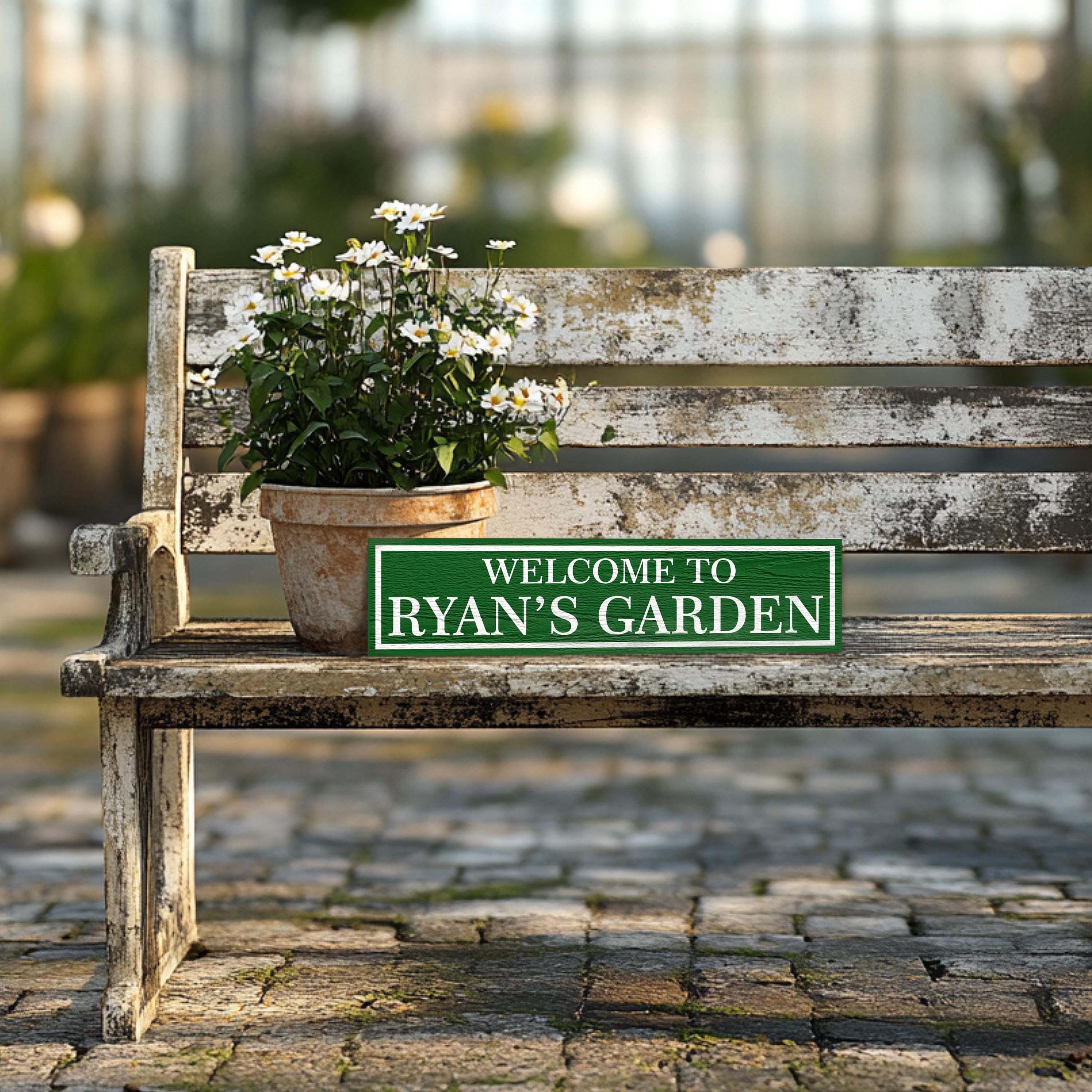 Rustic Garden Greeting Sign Personalized with Name - Custom Outdoor Welcome Sign for Home or a Gift for Gardner Papa, Grandpa, Dad