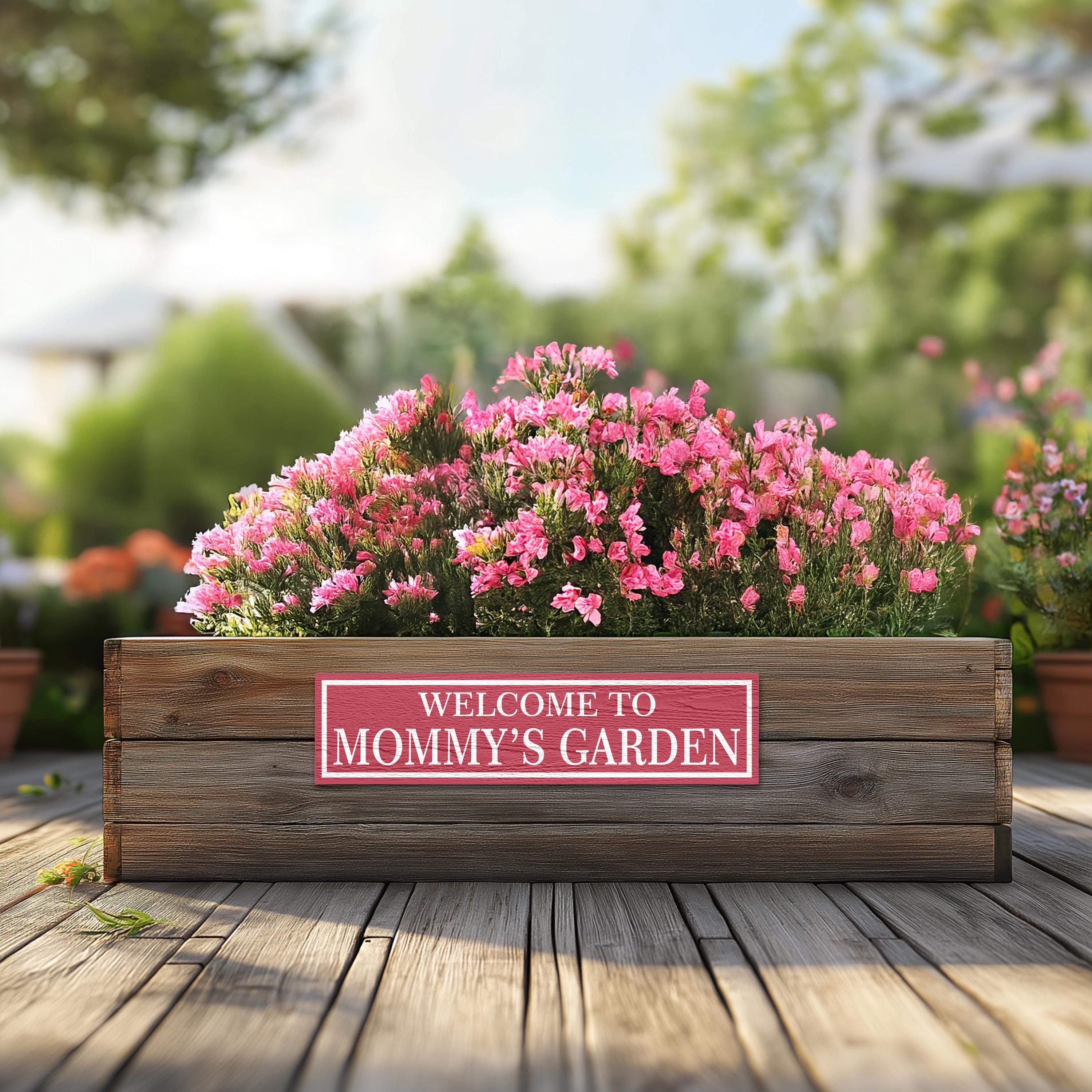 Rustic Garden Greeting Sign Personalized with Name - Custom Outdoor Welcome Sign for Home or a Gift for Gardner Papa, Grandpa, Dad