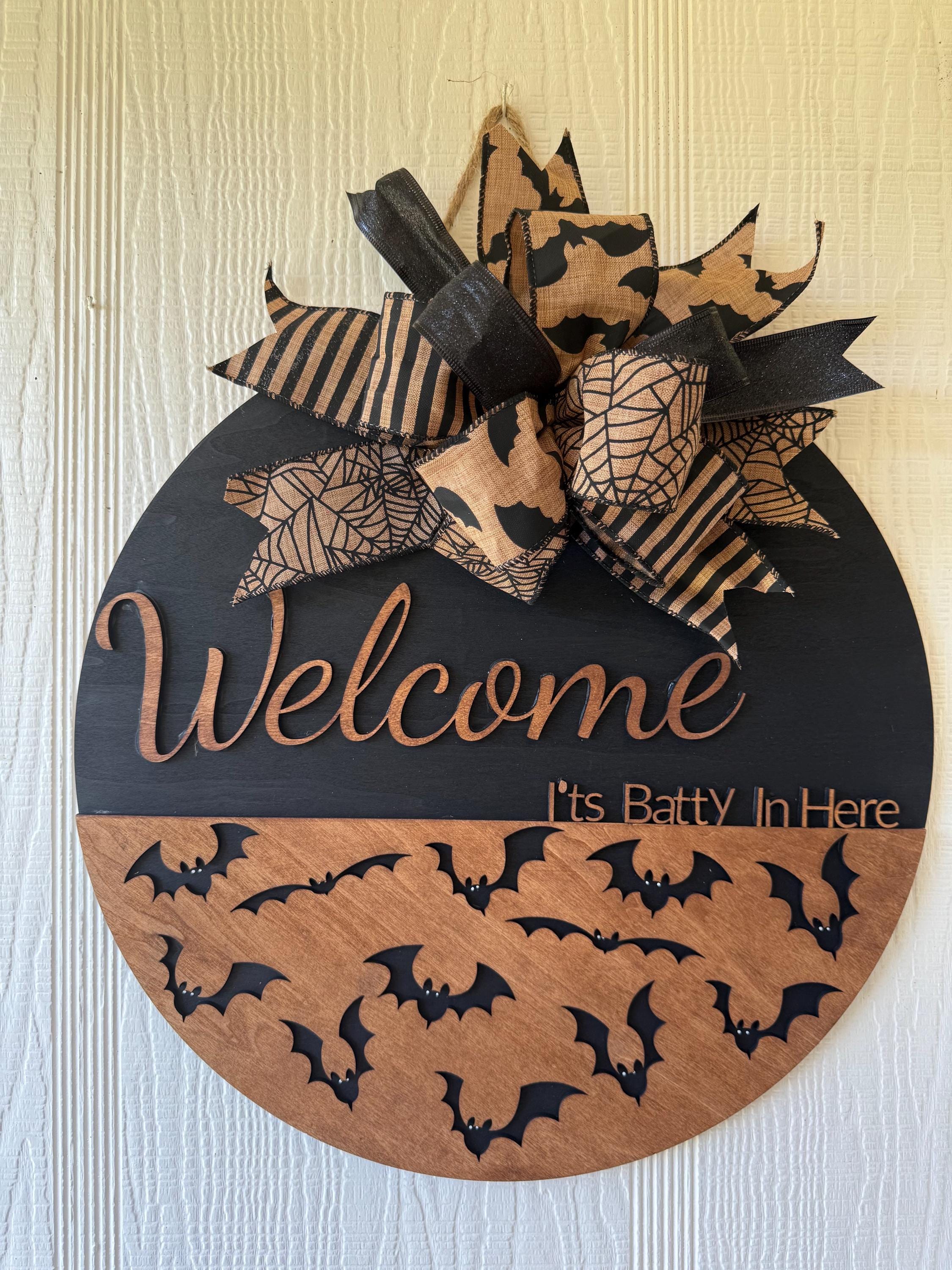 Halloween wooden door hanger